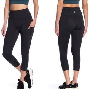 {Free People} New Movement You're a Peach Leggings. Like brand new!